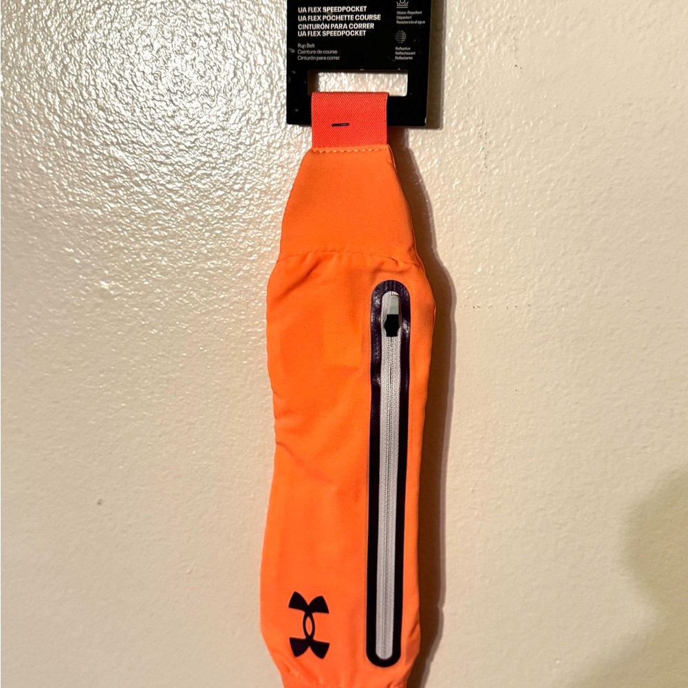 Under Armour Orange run belt with Zipper